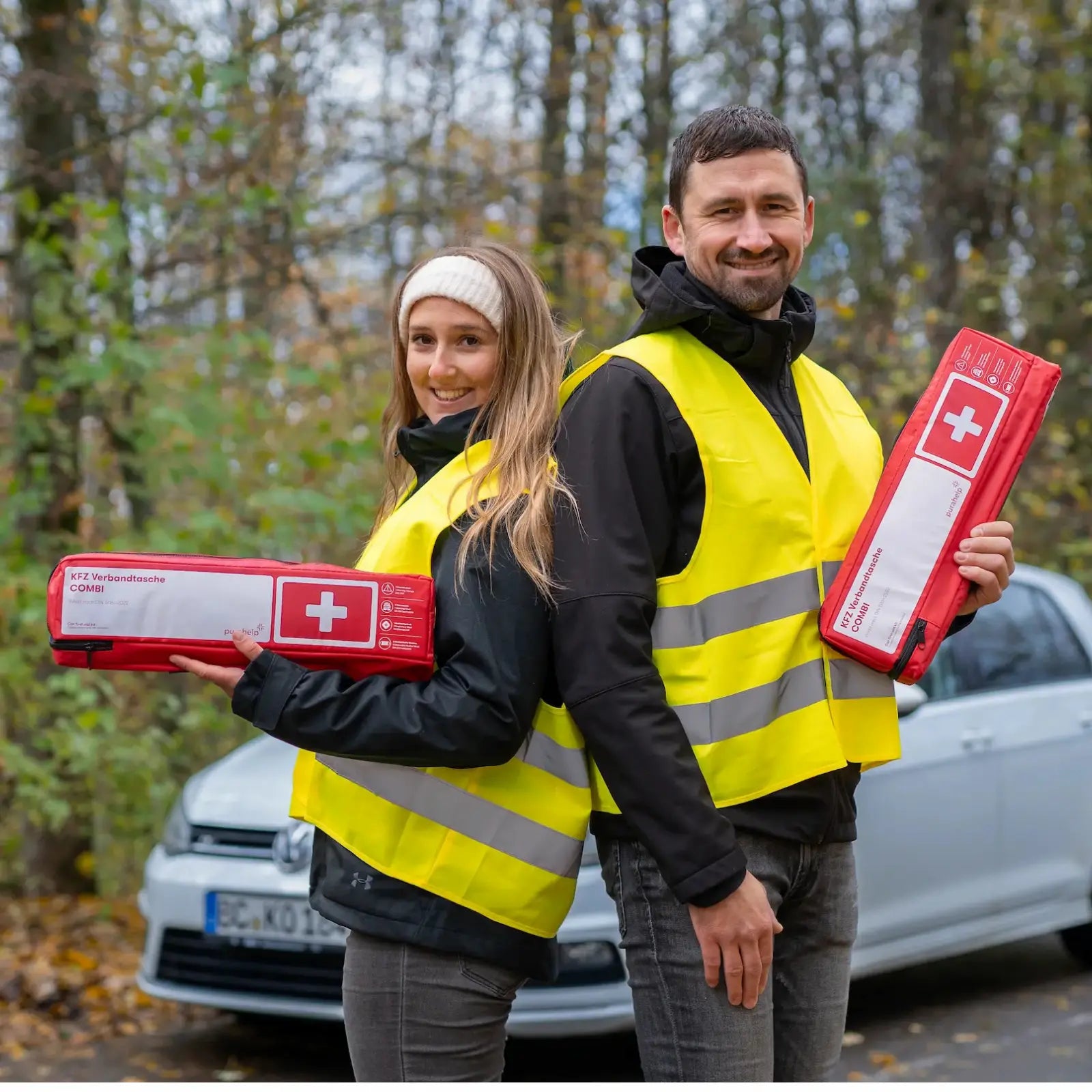 Produktvideo: KFZ Kombitasche nach DIN 13164:2022 (Norm 2025) mit Warndreieck und Warnweste